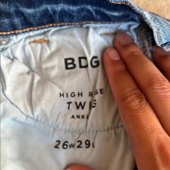 BDG Jeans - Picture 4 of 4